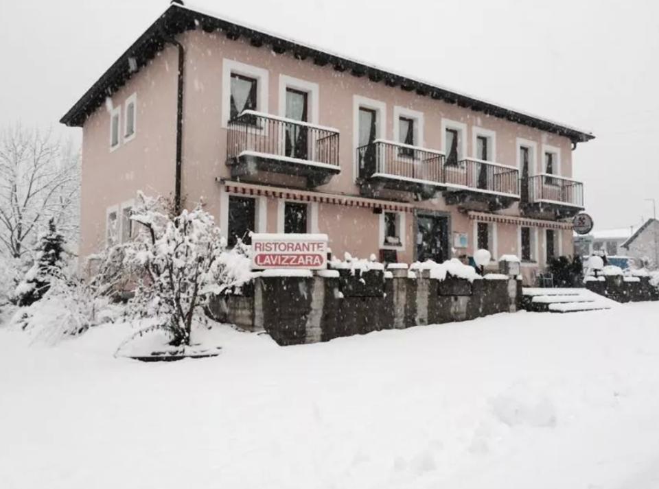 Hotel Ristorante Garni Lavizzara Sornico Exterior foto